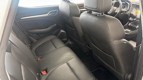 MG ZS EV 5 of 9