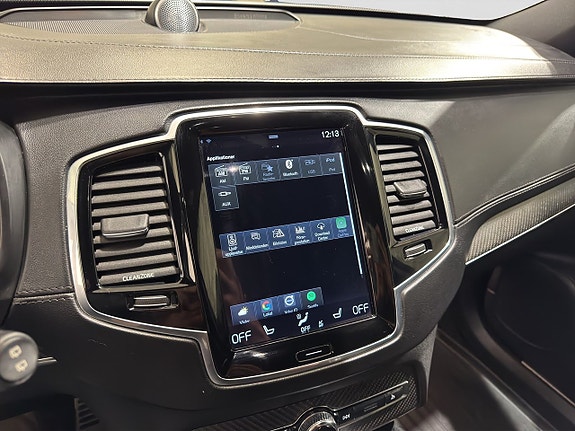 Volvo XC90 24 of 25