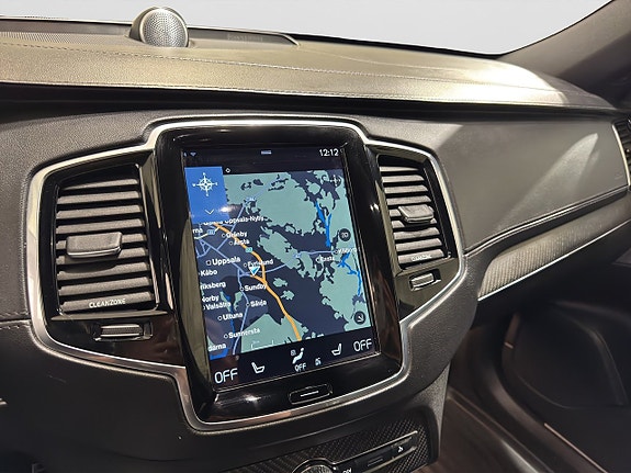 Volvo XC90 23 of 25