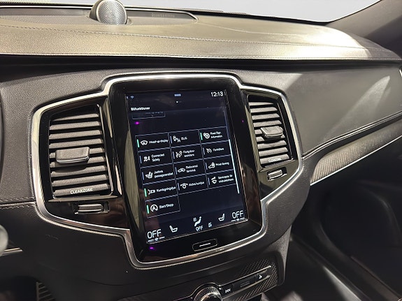 Volvo XC90 9 of 25