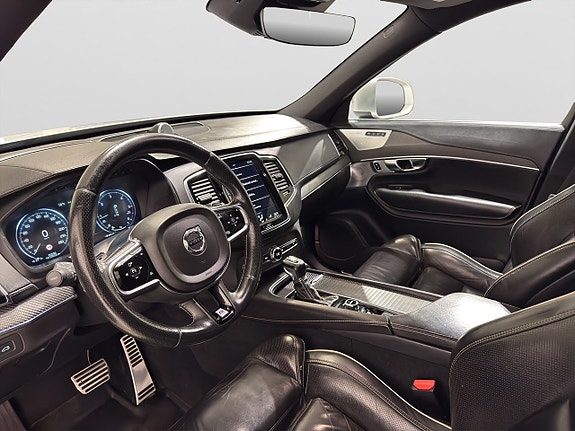 Volvo XC90 21 of 25