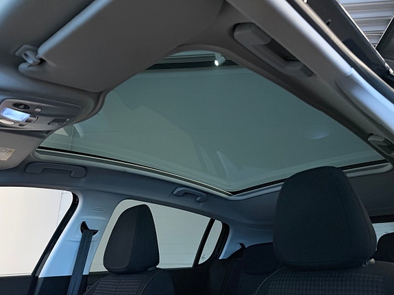 Peugeot 308 13 of 23
