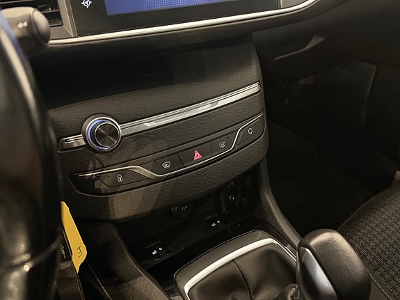 Peugeot 308 15 of 23