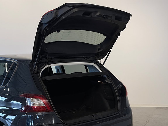 Peugeot 308 5 of 23