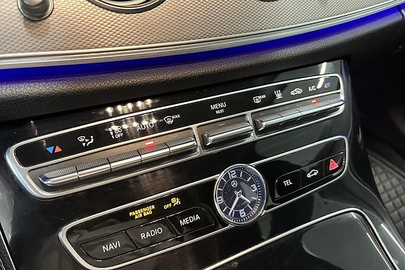 Mercedes-Benz E220 d 13 of 14