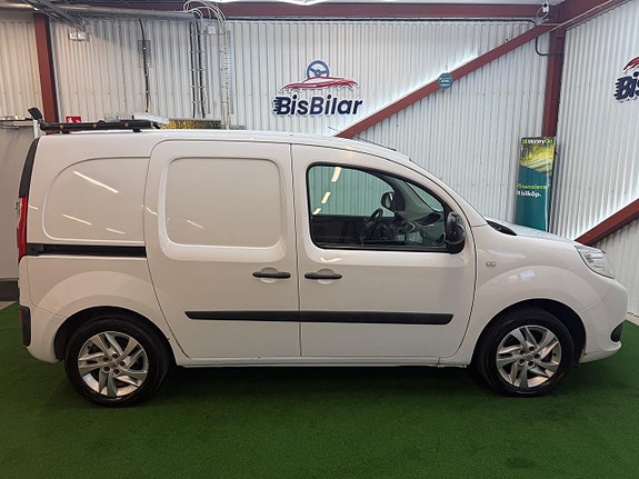 Renault Kangoo Express 12 of 19