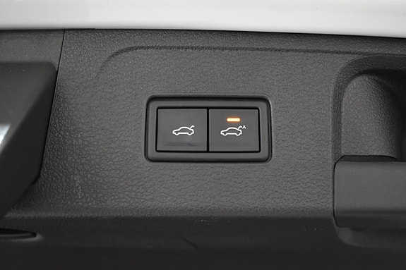 Volkswagen Passat Alltrack 7 of 26