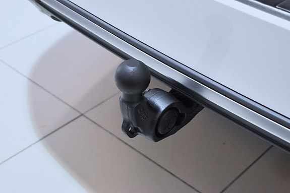 Volkswagen Passat Alltrack 5 of 26