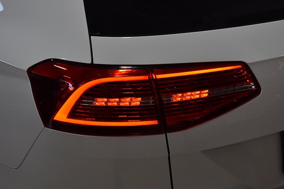Volkswagen Passat Alltrack 25 of 26