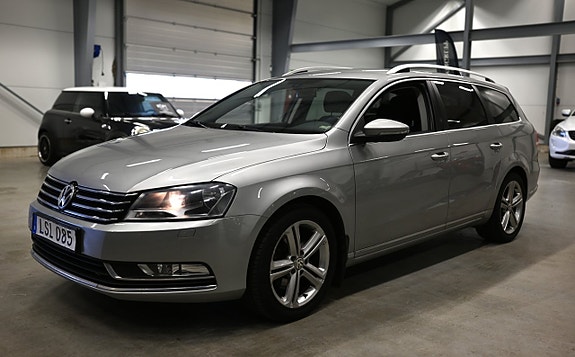 Volkswagen Passat 5 of 25