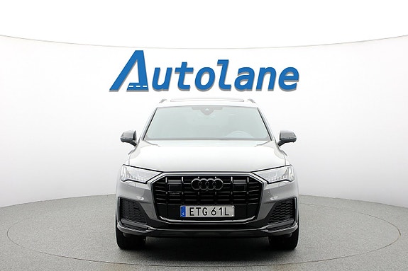 Audi Q7 3 of 30