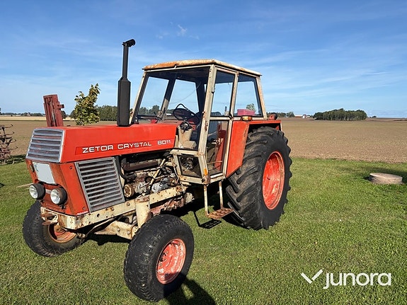 Traktor Zetor 8011