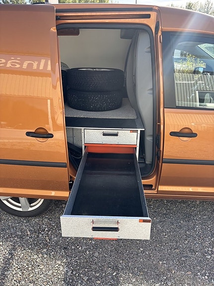 Volkswagen Caddy 6 of 6