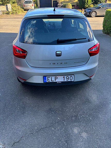 Seat Ibiza 3 of 7