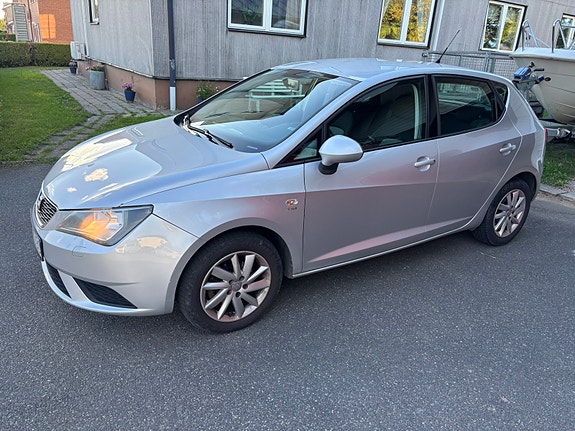 Seat Ibiza 2 of 7
