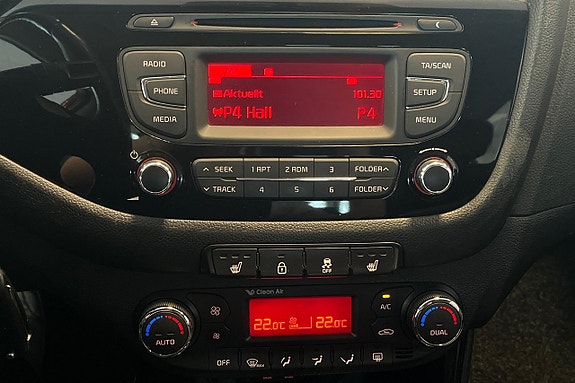 Kia Ceed 17 of 25