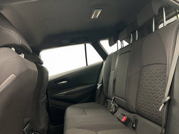 Toyota Corolla 13 of 25