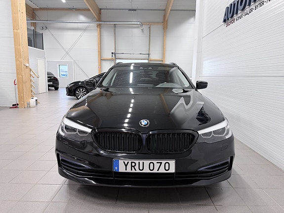 BMW 520d 2 of 22