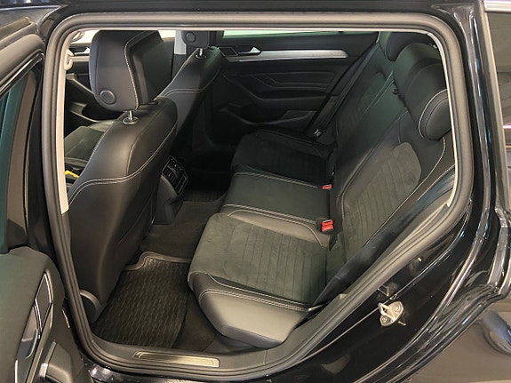 Volkswagen Passat 3 of 8