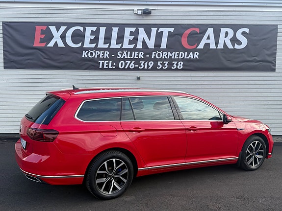 Volkswagen Passat 4 of 21