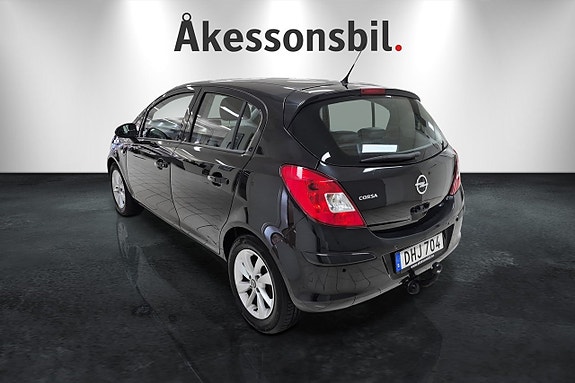 Opel Corsa 4 of 9