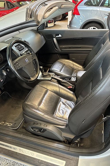 Volvo C70 7 of 9