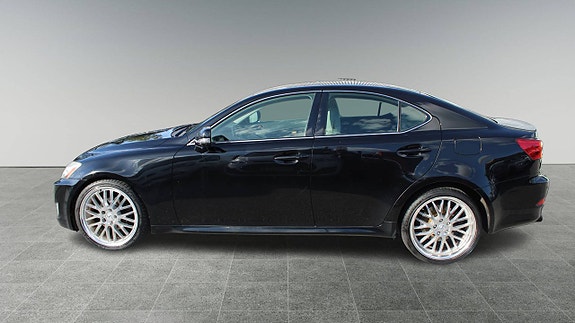 Lexus IS250 3 of 13