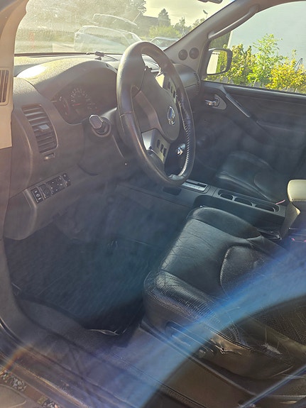 Nissan Navara 5 of 12