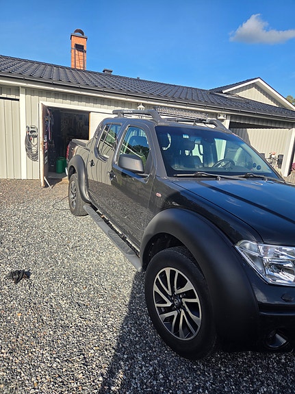 Nissan Navara 9 of 12