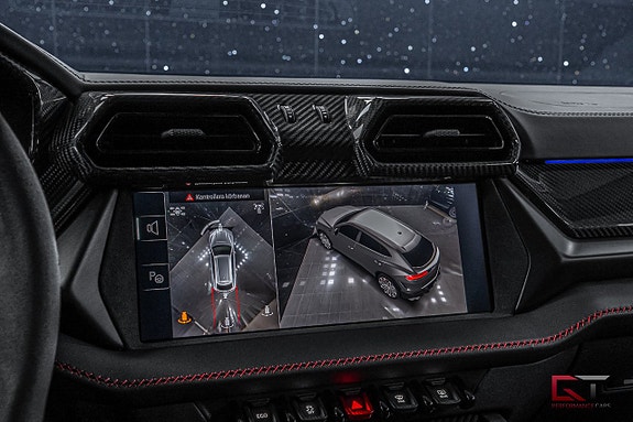 Lamborghini Urus 14 of 24