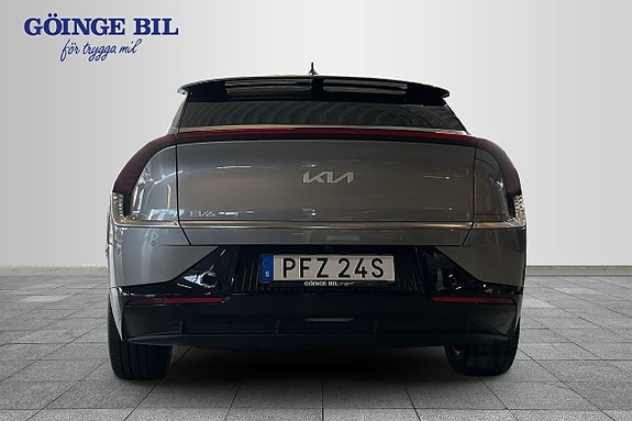 Kia EV6 7 of 14
