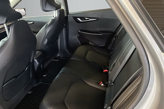 Kia EV6 11 of 14