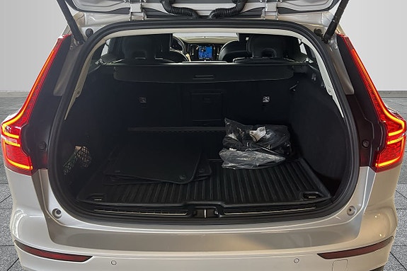 Volvo V60 9 of 15