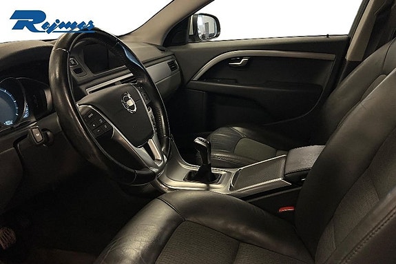 Volvo V70 8 of 13