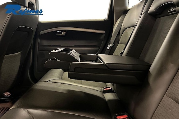 Volvo V70 7 of 13