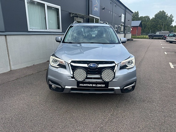 Subaru Forester 2 of 15