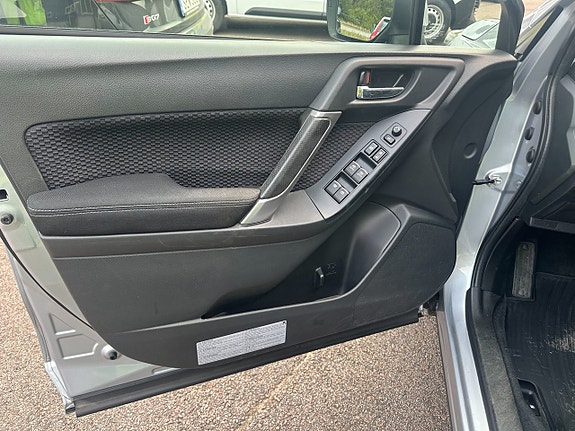 Subaru Forester 11 of 15