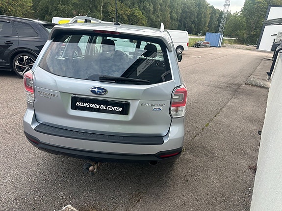 Subaru Forester 6 of 15