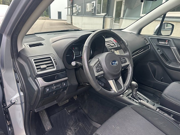 Subaru Forester 8 of 15