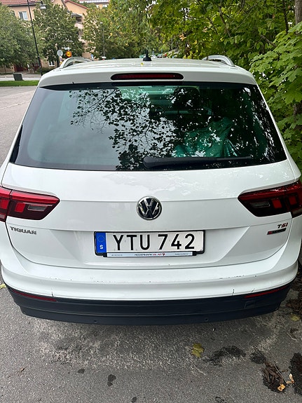 Volkswagen Tiguan 5 of 8