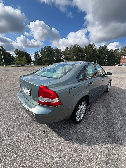Volvo S40 4 of 7