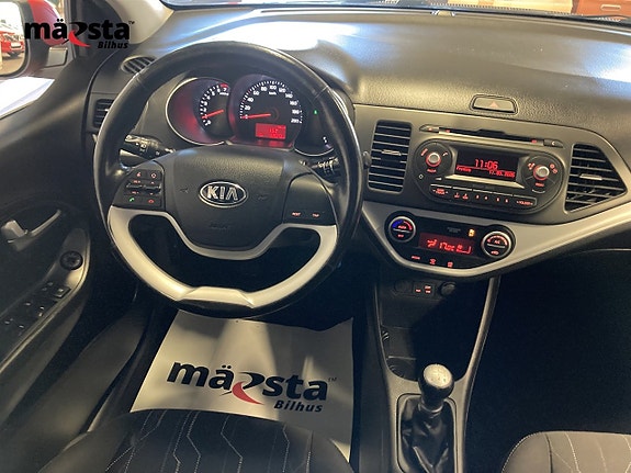 Kia Picanto 14 of 16