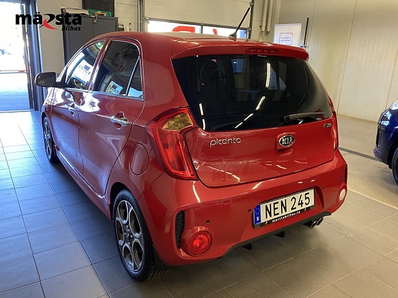 Kia Picanto 4 of 16
