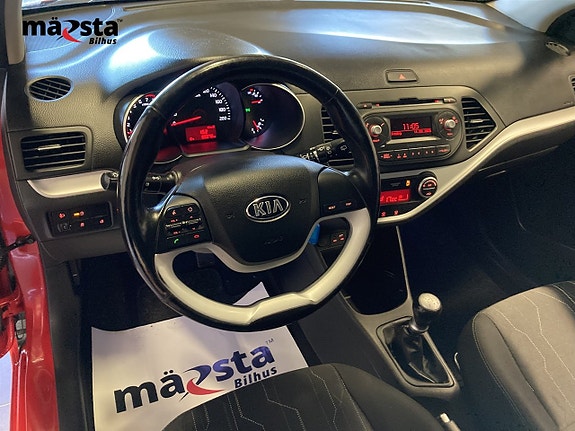 Kia Picanto 12 of 16