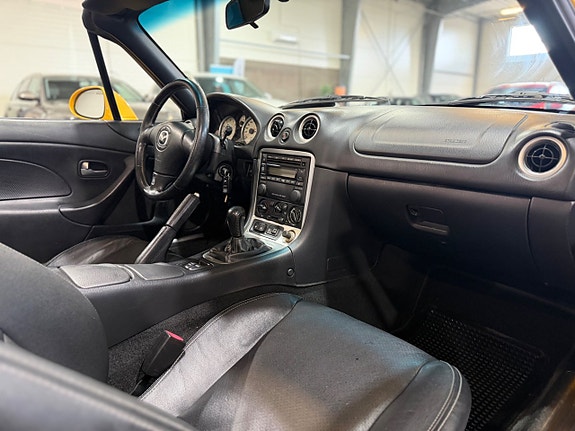 Mazda MX-5 20 of 25