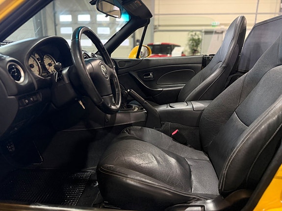 Mazda MX-5 19 of 25