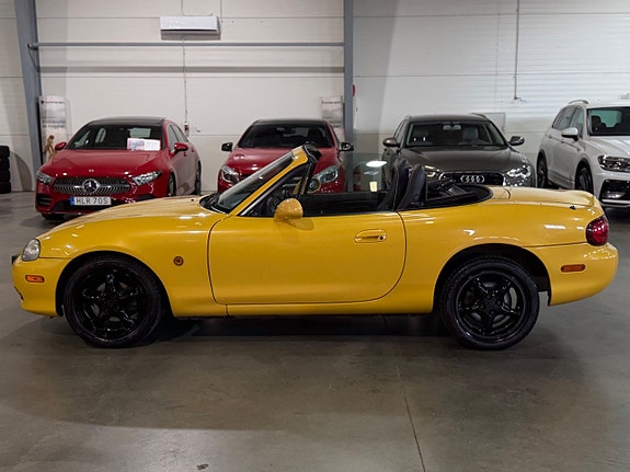 Mazda MX-5 16 of 25