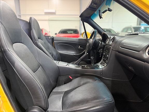 Mazda MX-5 21 of 25