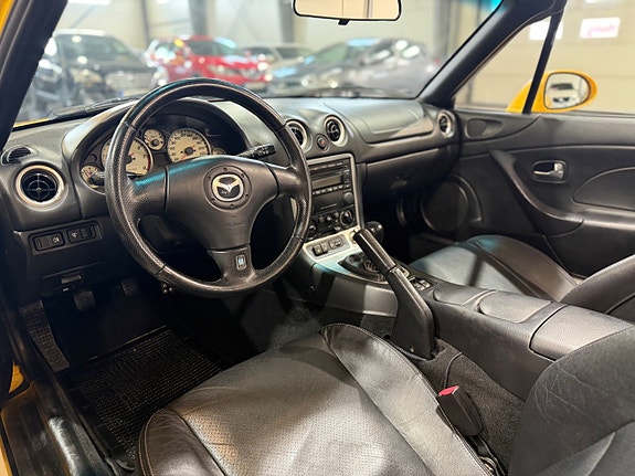 Mazda MX-5 18 of 25