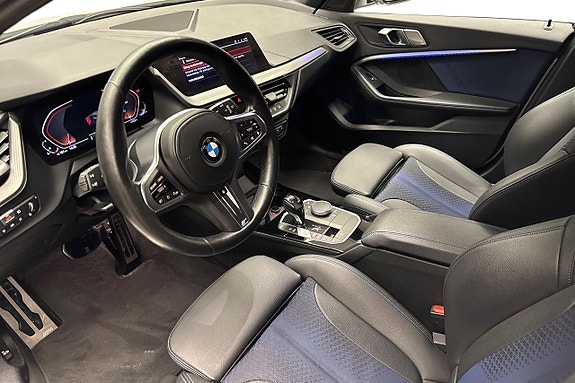 BMW 118i 7 of 13